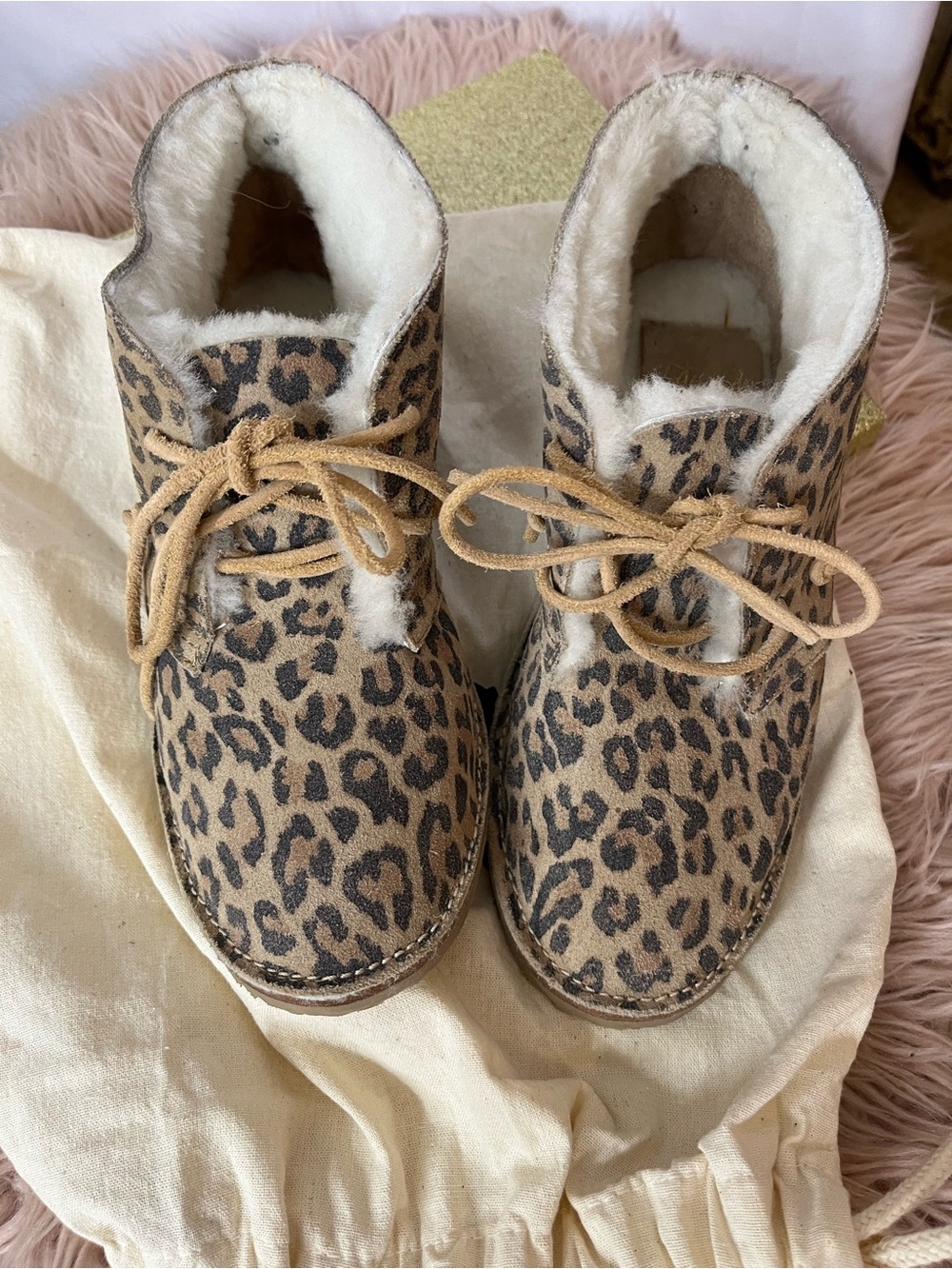 🐾 NWT beek Penguin Suede Shearling Booties – Leopard Print